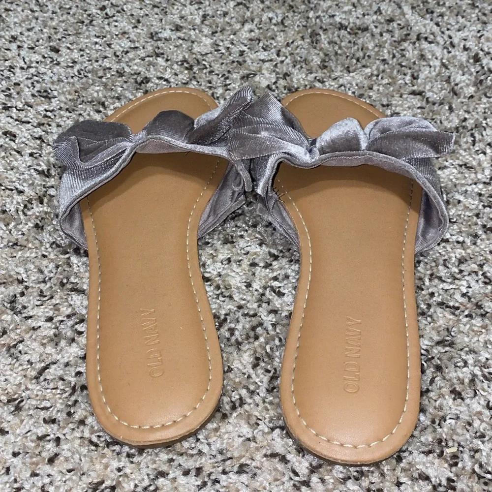 🛍️Adorable purple bow sandals!